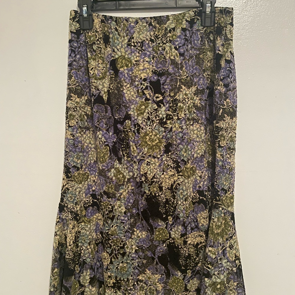 Vintage floral skirt!!